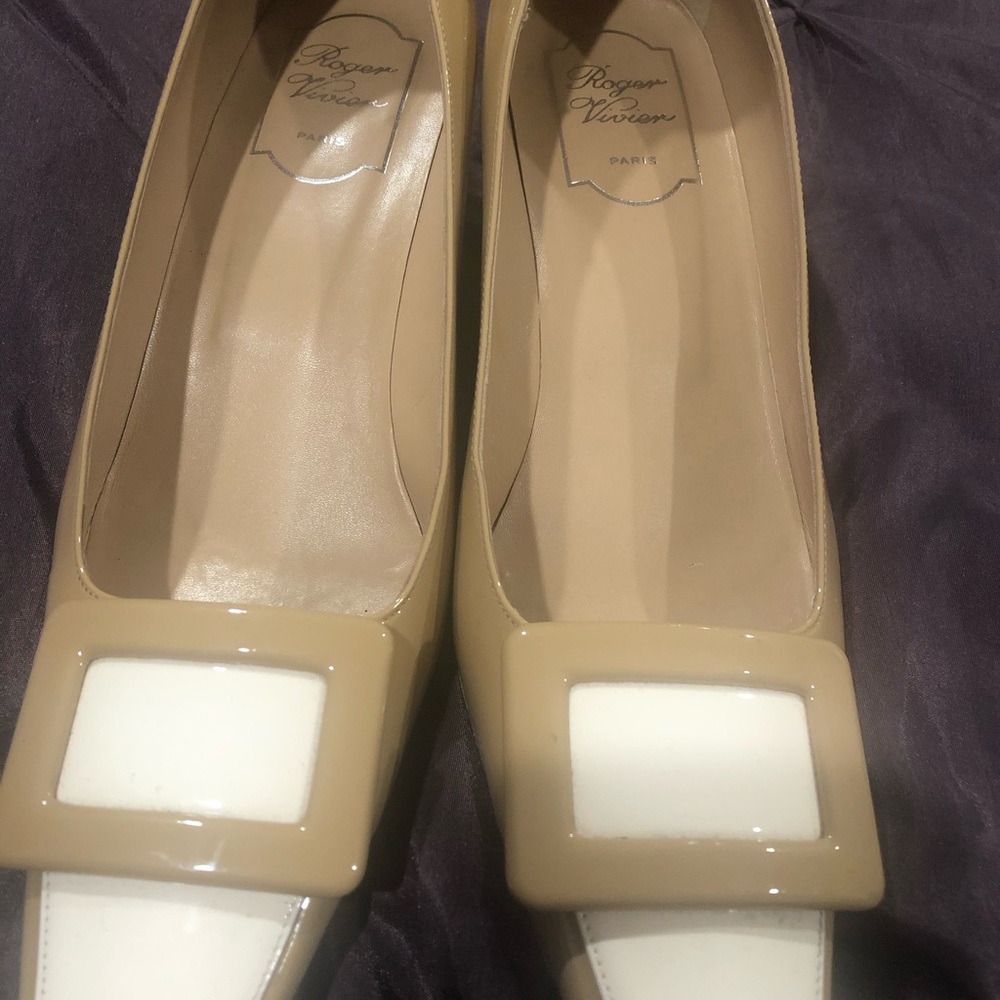Roger Vivier Beige and White Women's Shoes